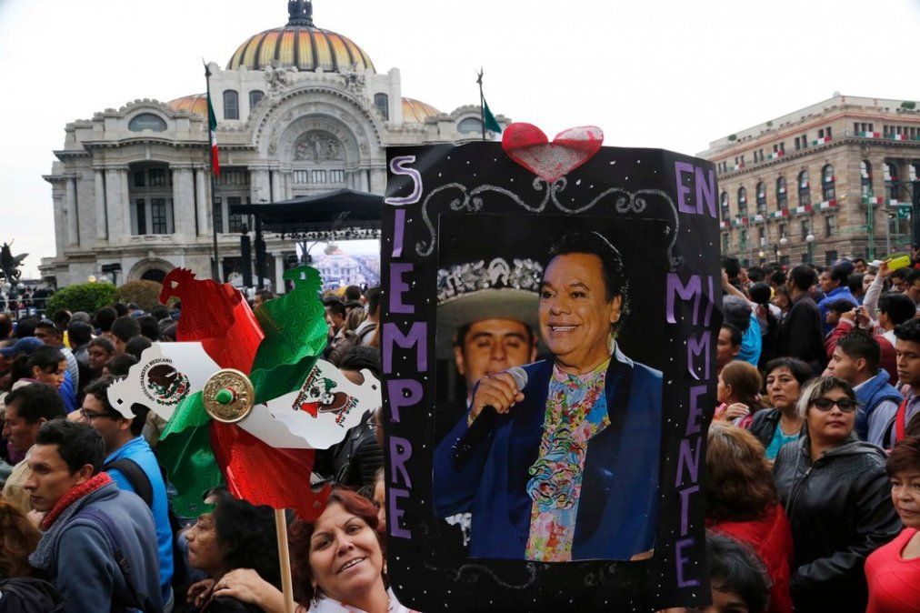 Terminó la despedida a Juan Gabriel en la capital mexicana