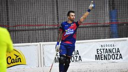 Exequiel Tamborindegui, el buen jugador de Andes Talleres que juega el Vendimia de hockey sobre patines.