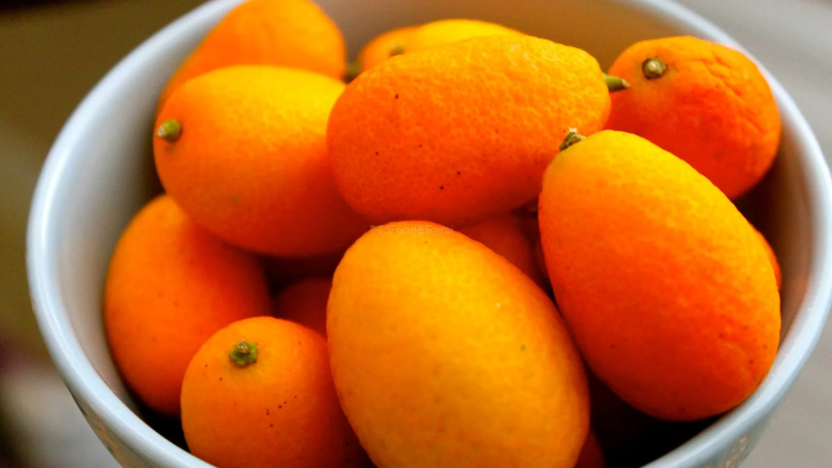 Quinotos. Es una fruta que aporta mucha fibra y favorece el tránsito intestinal. 