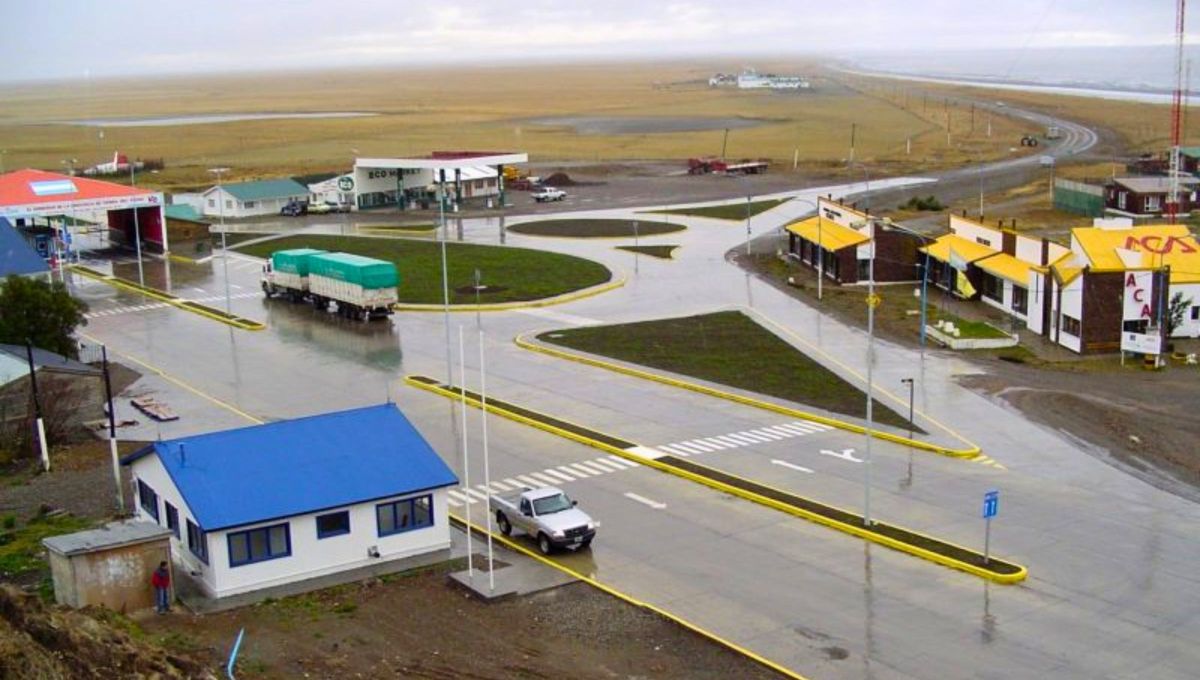 San Sebasti&aacute;n, el paso entre Argentina y Chile al que solo se llega por mar.