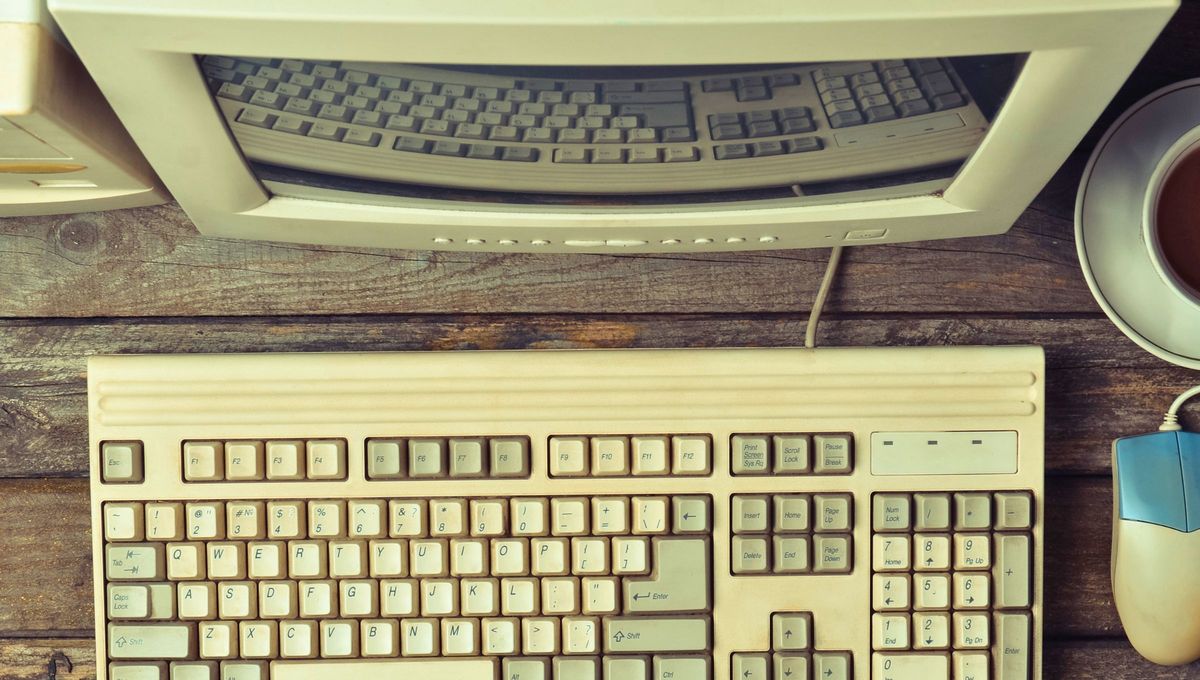 Viejo teclado, nuevo portalápices: el truco de reciclaje que te sorprenderá