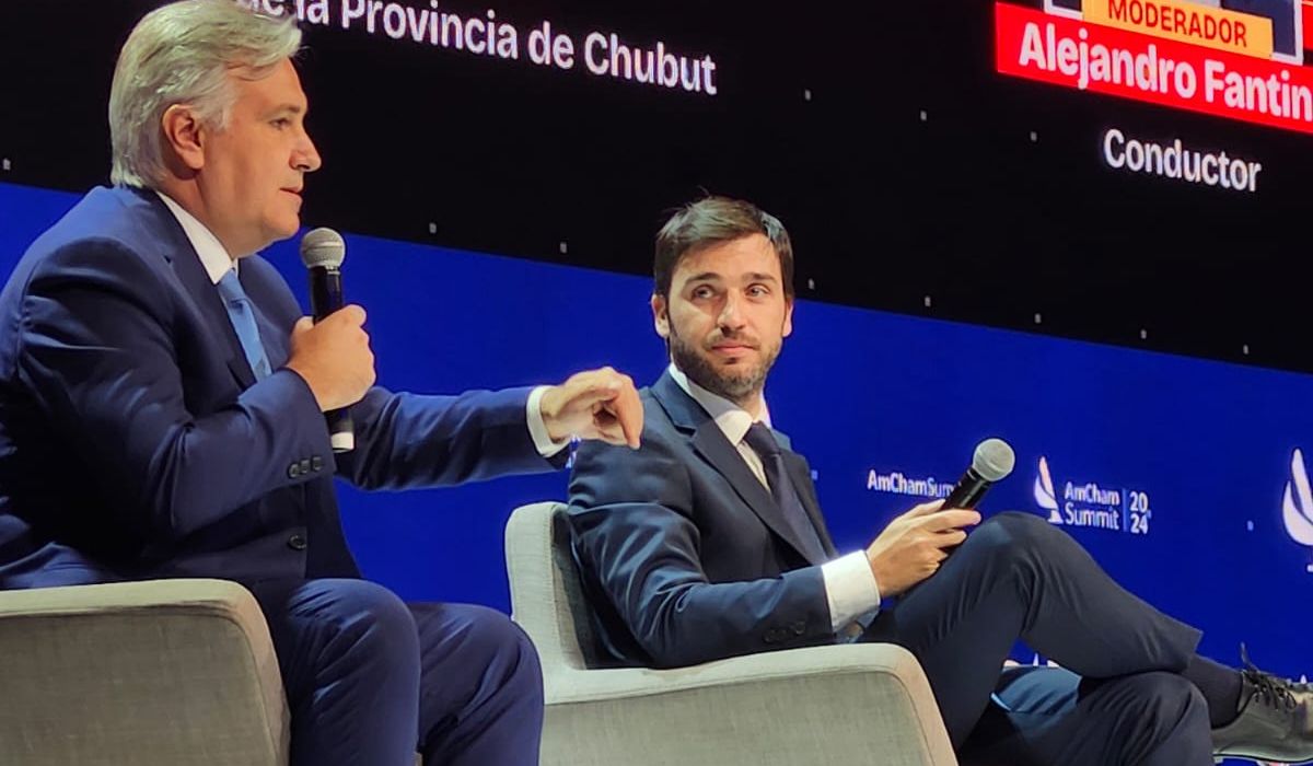 Martín Llaryora (Córdoba) y Nacho Torres (Chubut), gobernadores con los que el gobierno nacional avanza en el diálogo.