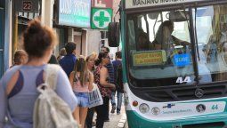 Se retoma la paritaria y la UTA amenaza con profundizar cortes de servicios de colectivos