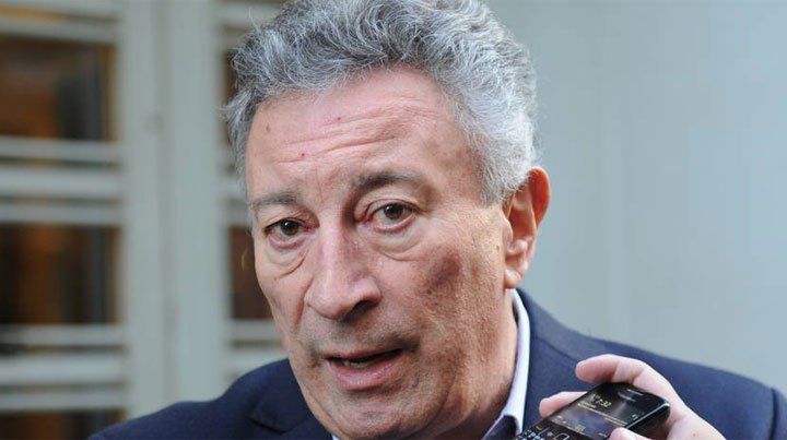 Luis Segura negó que haya renunciado a la presidencia de la AFA