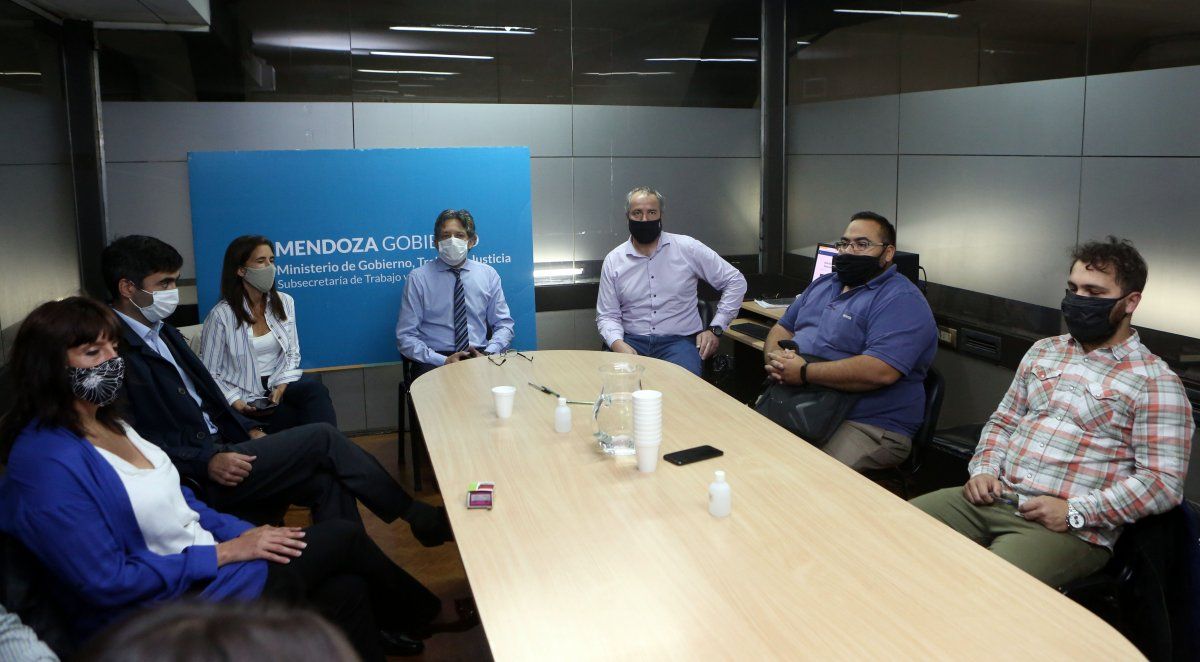 El Instituto Provincial de Juegos y Casinos aceptó la propuesta salarial del Gobierno. Representantes de los dos sectores firmaron el acuerdo.