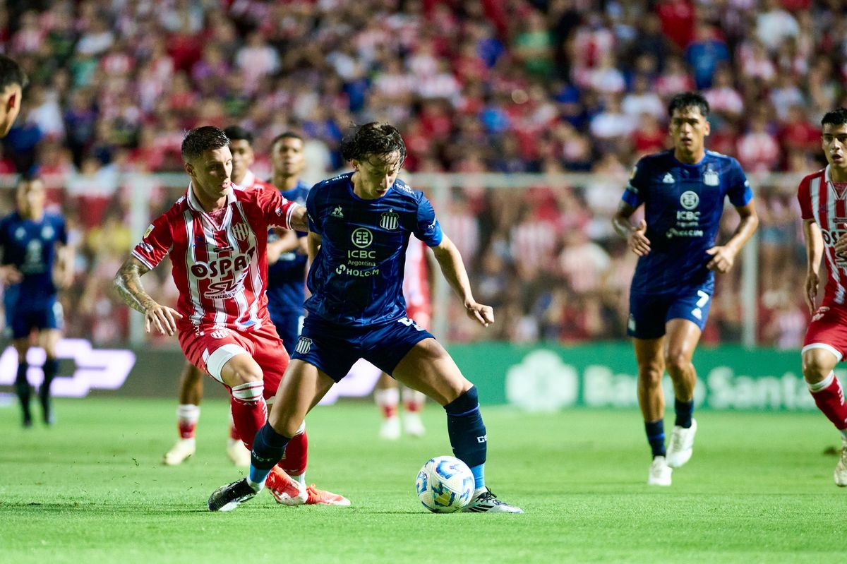 Talleres ganó y está prendido en la lucha por el título de la Liga Profesional. Talleres ganó y está prendido en la lucha por el título de la Liga Profesional.