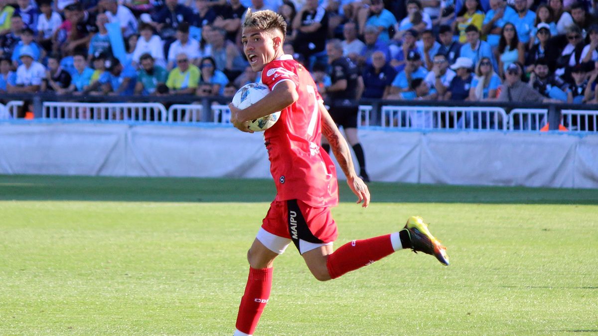 Santaigo González marcó el gol para el Deportivo Maipú, en la derrota ante Temperley