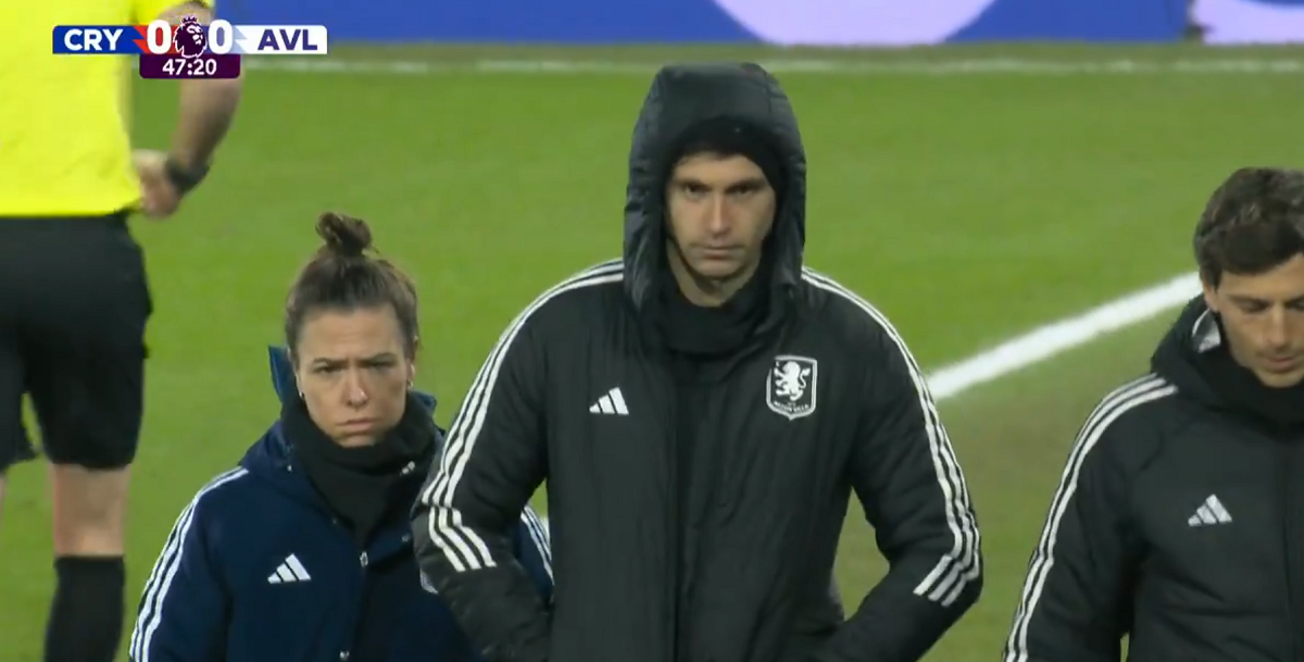 Atento Scaloni: Dibu Martínez fue reemplazado en el entretiempo del partido del Aston Villa