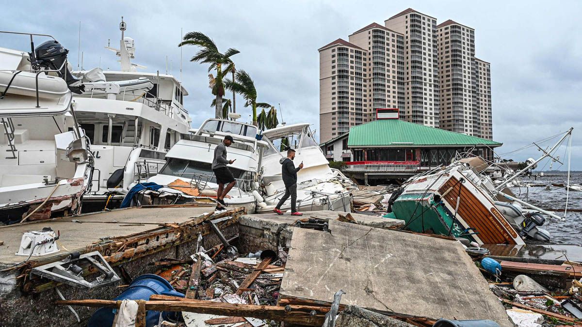 Decenas de embarcaciones quedaron seriamente dañadas por el huracán Ian, que pasó con violencia por las costas de Florida