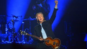 Paul McCartney repasa su vida en un libro de 154 canciones