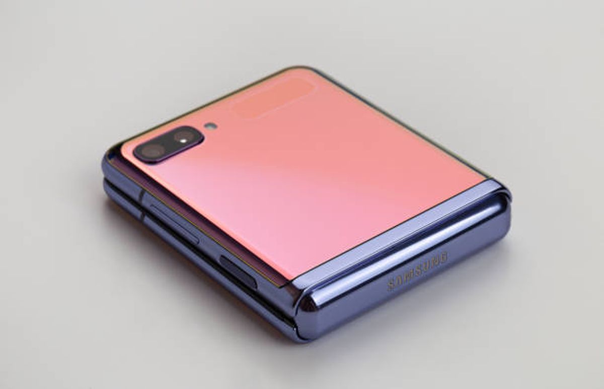 Los teléfonos plegable de Samsung sufrirán un cambio de diseño. Los teléfonos plegable de Samsung sufrirán un cambio de diseño.