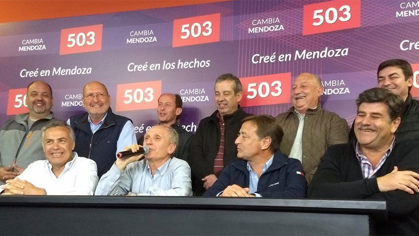 Cornejo festejó el triunfo en San Martín y el fin de las reelecciones indefinidas
