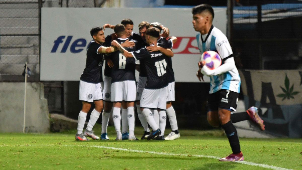 Independiente Rivadavia marcha muy bien en la presente Primera Nacional.