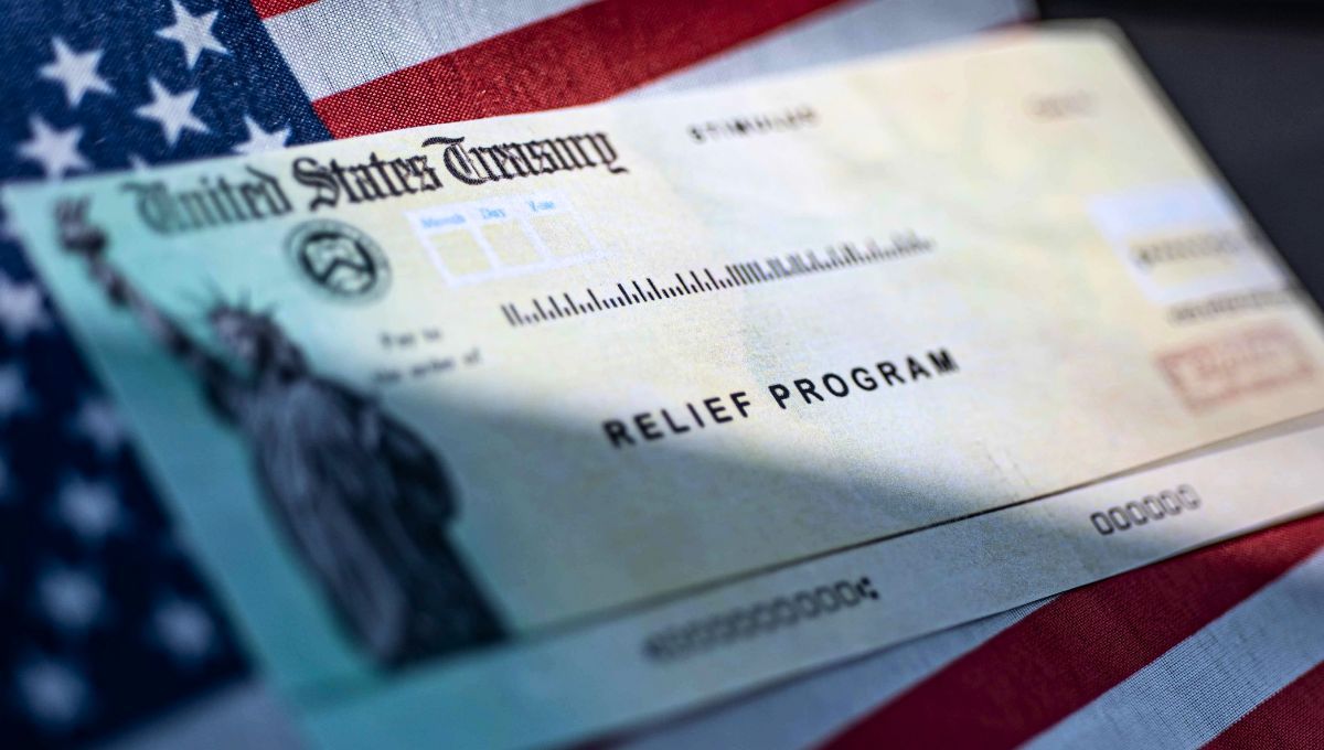 Estos son los beneficiarios que podrán acceder al cheque estímulo de 1700 dólares Estos son los beneficiarios que podrán acceder al cheque estímulo de 1700 dólares