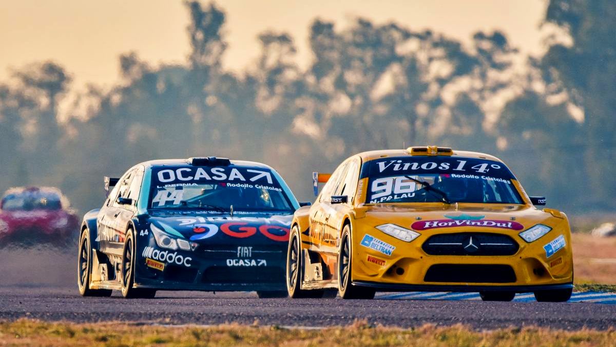 Nicolás Palau tuvo una regular performance en el Top Race pero debió abandonar en el TC2000 por un choque múltiple.