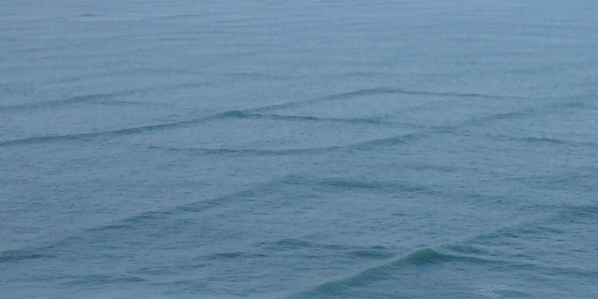 Qué hacer ante el avistamiento de olas cuadradas en el mar y por qué se produce este fenómeno Qué hacer ante el avistamiento de olas cuadradas en el mar y por qué se produce este fenómeno