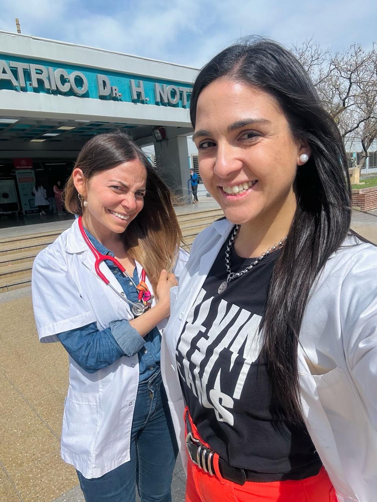 Las pediatras formadas en Condiciones Crónicas Complejas ya son parte del staff del Notti. Las pediatras formadas en Condiciones Crónicas Complejas ya son parte del staff del Notti.