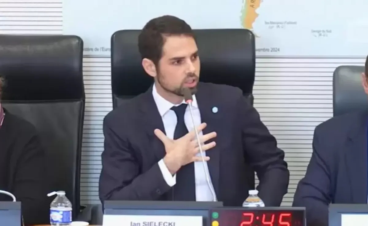 El pedido del embajador Ian Sielecki tuvo repercusiones en redes y en sectores de la pol&iacute;tica argentina, por la defensa de la soberan&iacute;a sobre las Islas Malvinas.