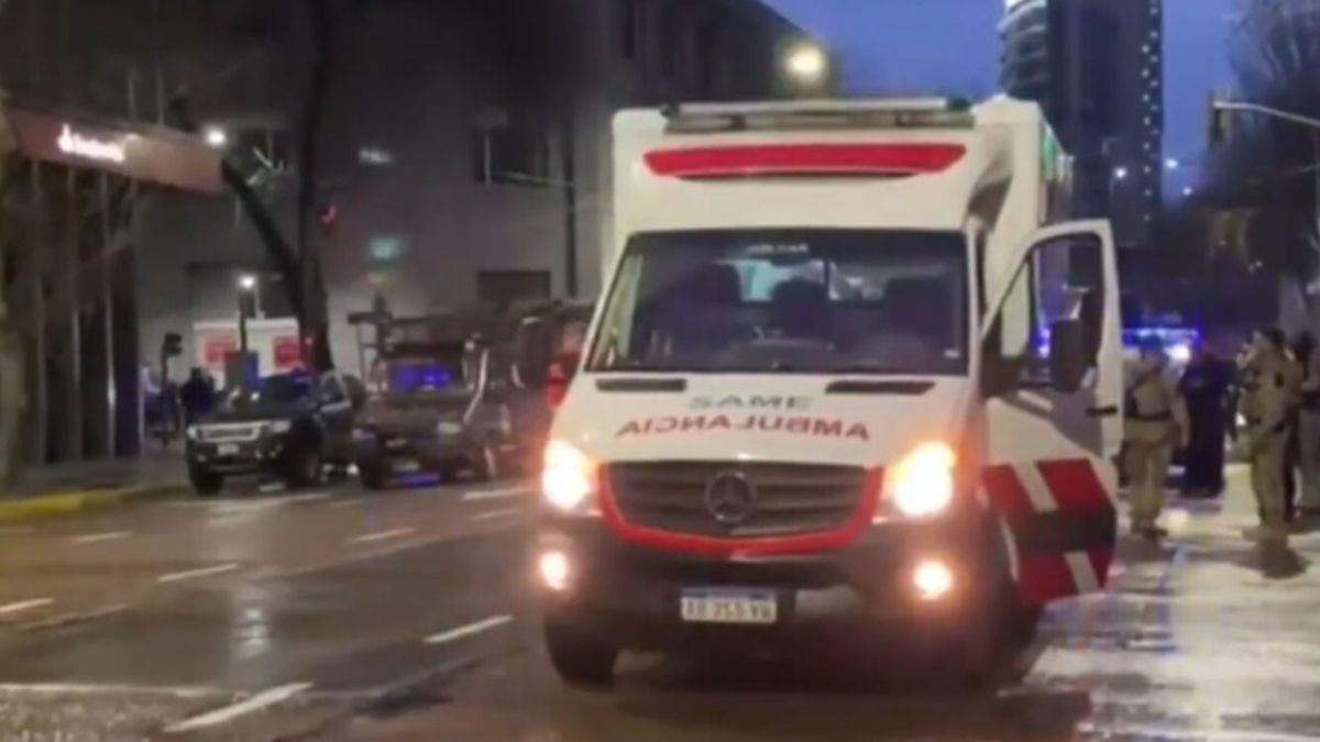El hombre que ingresó al canal fue detenido, revisado por médicos de psiquiatría y luego quedó internado en un hospital. El hombre que ingresó al canal fue detenido, revisado por médicos de psiquiatría y luego quedó internado en un hospital.