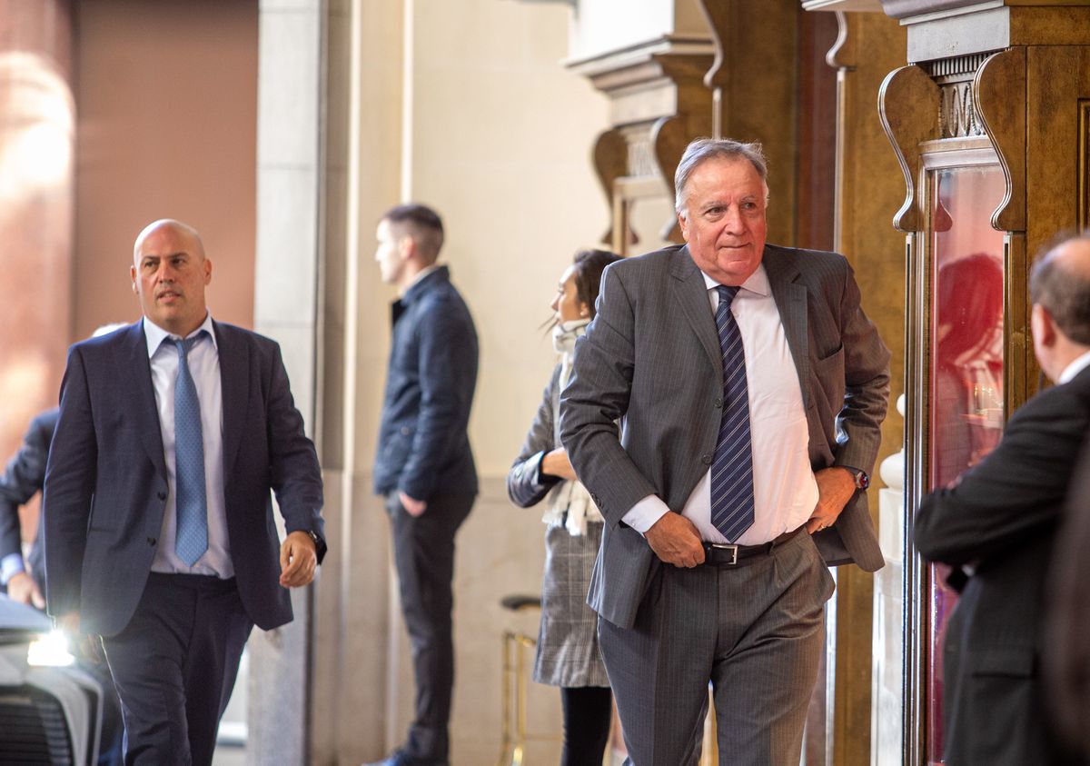 El presidente del Banco Nación, Daniel Tillard (primero a la derecha), y el vicepresidente del Banco Nación, Darío Wasserman durante el almuerzo del CICyP. El presidente del Banco Nación, Daniel Tillard (primero a la derecha), y el vicepresidente del Banco Nación, Darío Wasserman durante el almuerzo del CICyP.
