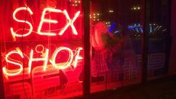 Robó en un sex shop