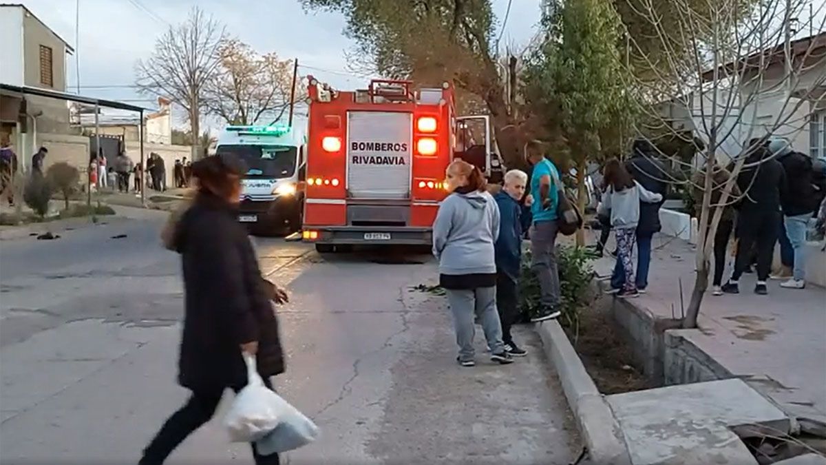 Dos vehículos chocaron en Rivadavia
