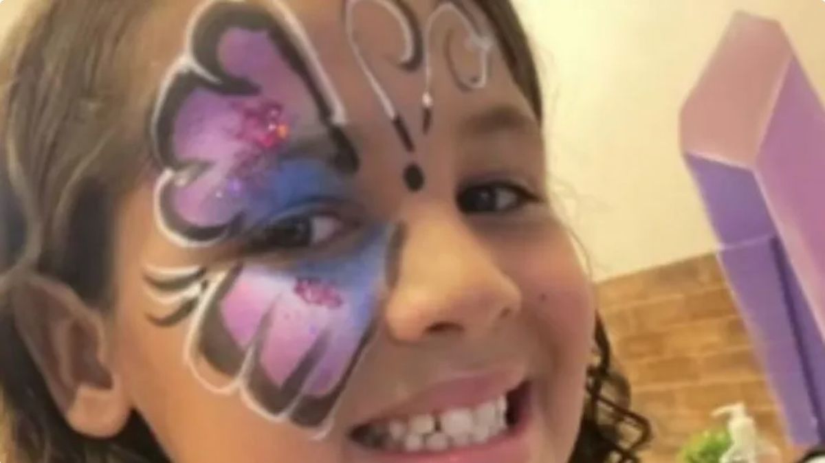Mortal reto viral: una niña de 8 años murió por un macabro reto viral con un desodorante