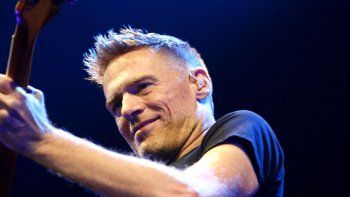 Bryan Adams prepara una comedia basada en Mujer Bonita