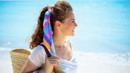 Sigue estos consejos y consigue un color pleno en tu cabello durante el verano