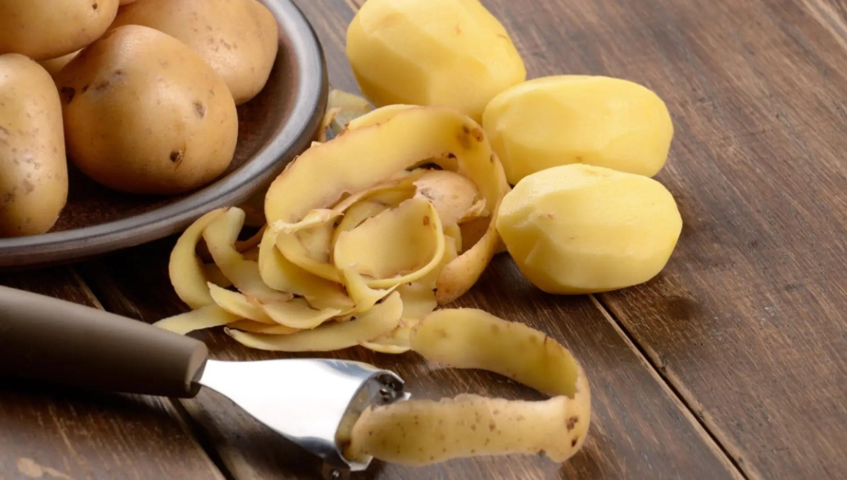 El remedio casero para atacar al reflujo con restos de papa El remedio casero para atacar al reflujo con restos de papa