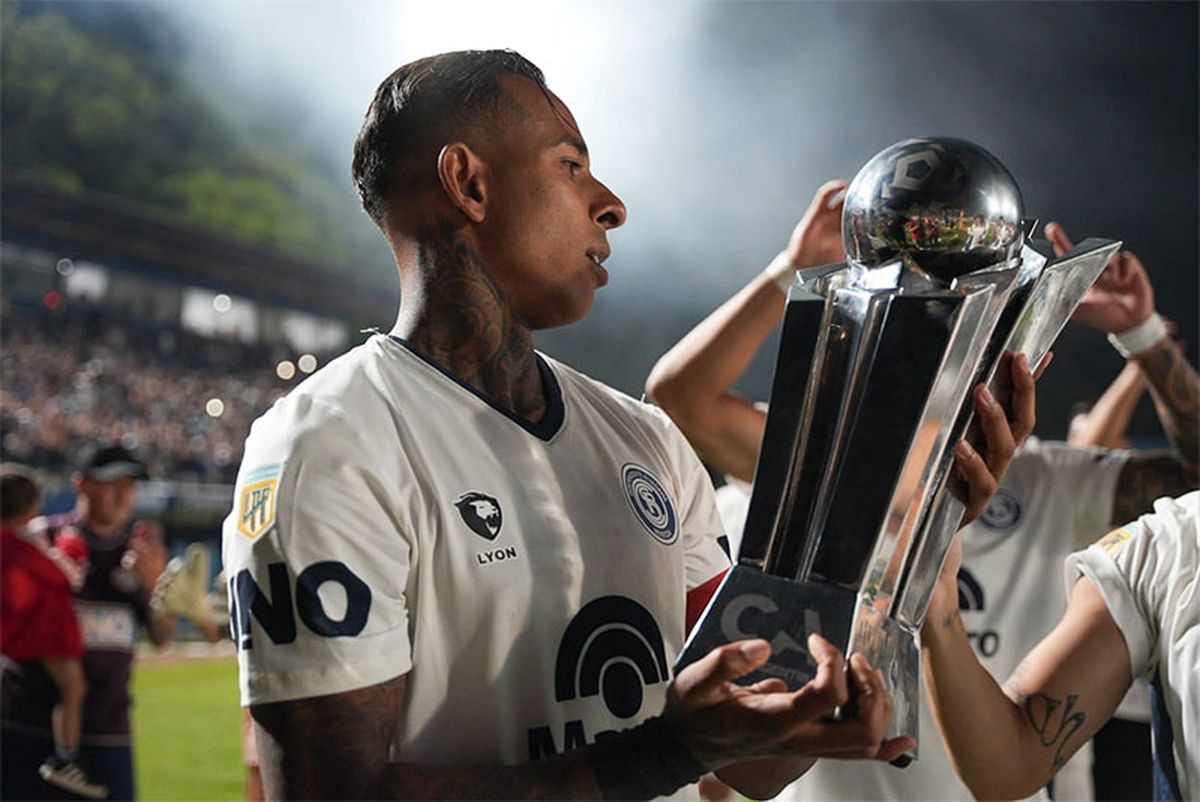 Sebastián Villa fue clave en la coronación de Independiente Rivadavia en la Copa Argentina.