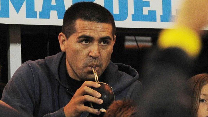 Hay discrepancias con el contrato de Tevez