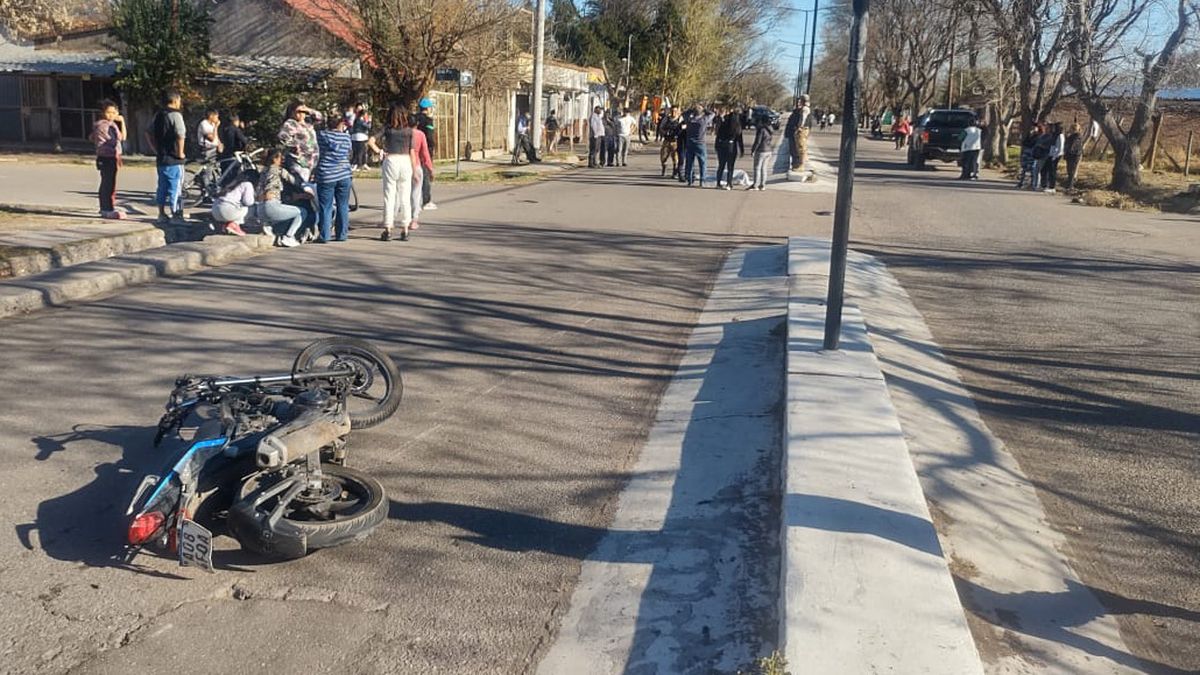 La moto en la que circulaba el joven de 17 años que murió este martes en San Rafael.