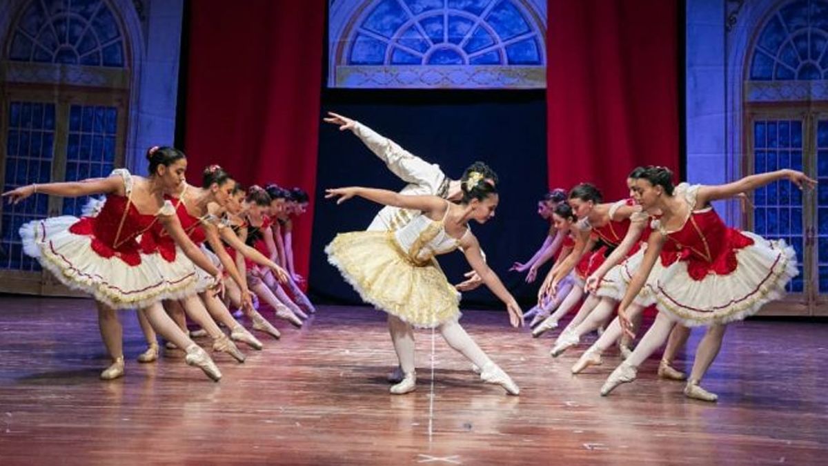 Presentan en Teatro Independencia festival Diciembre en Danza.