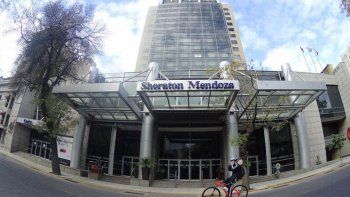 Hoteleros y gastronómicos piden por el ingreso de turistas chilenos vacunados