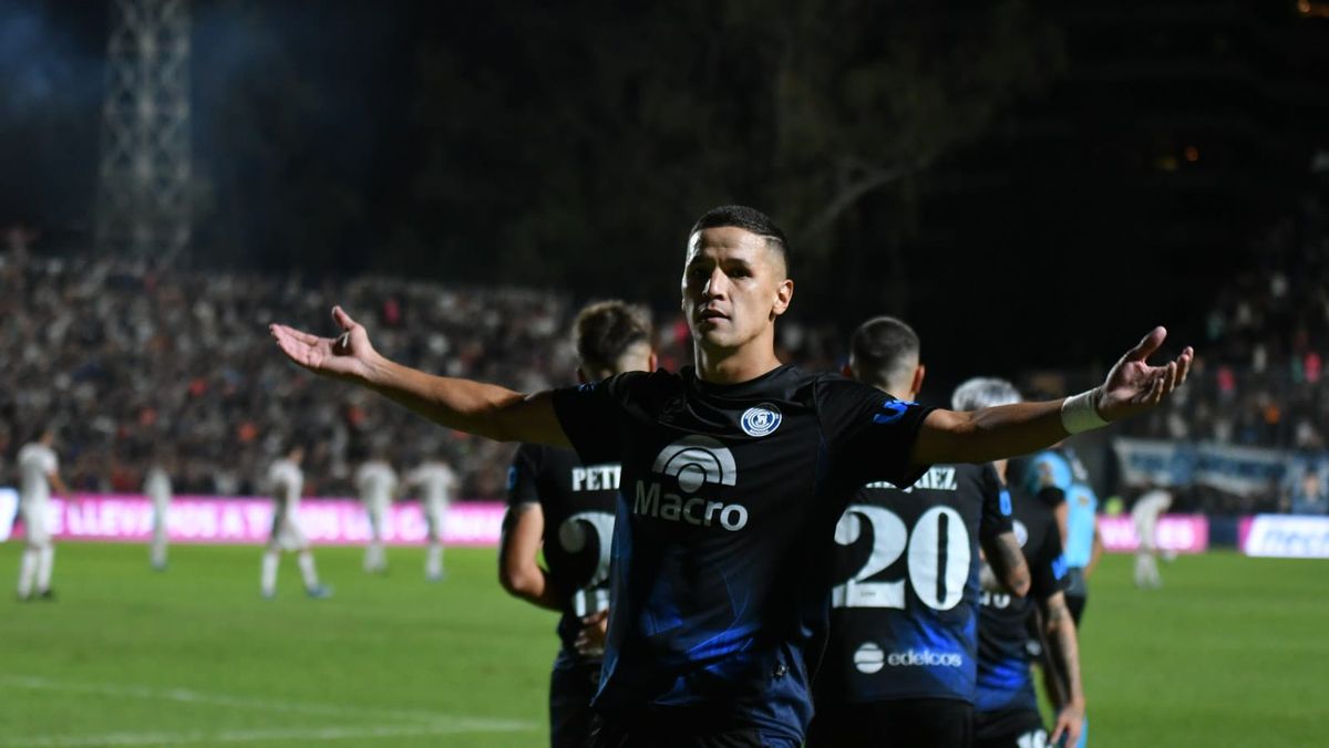 Alex Arce marcó su segundo gol en 3 partidos en Primera con Independiente Rivadavia (UNO/Ramiro Gómez) Alex Arce marcó su segundo gol en 3 partidos en Primera con Independiente Rivadavia (UNO/Ramiro Gómez)