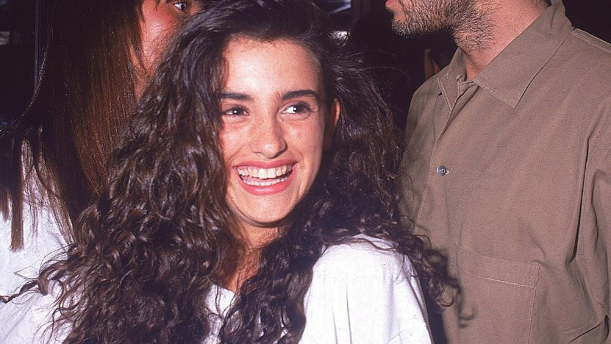 Así lucía Penélope Cruz a los 16 años cuando ingresaba a la industria cinematográfica, sin saber lo que le depararía el destino. Así lucía Penélope Cruz a los 16 años cuando ingresaba a la industria cinematográfica, sin saber lo que le depararía el destino.
