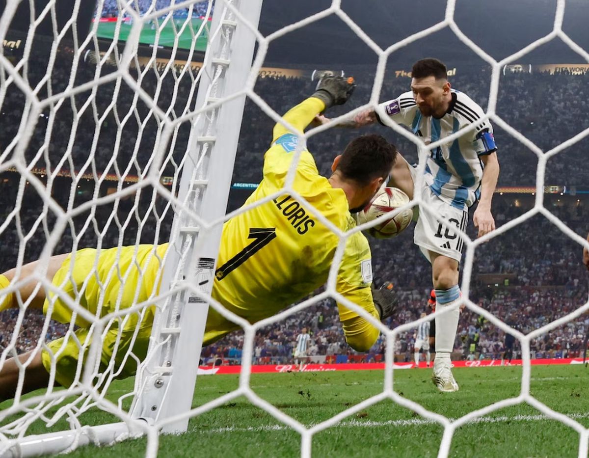 Tan cerca y tan lejos.