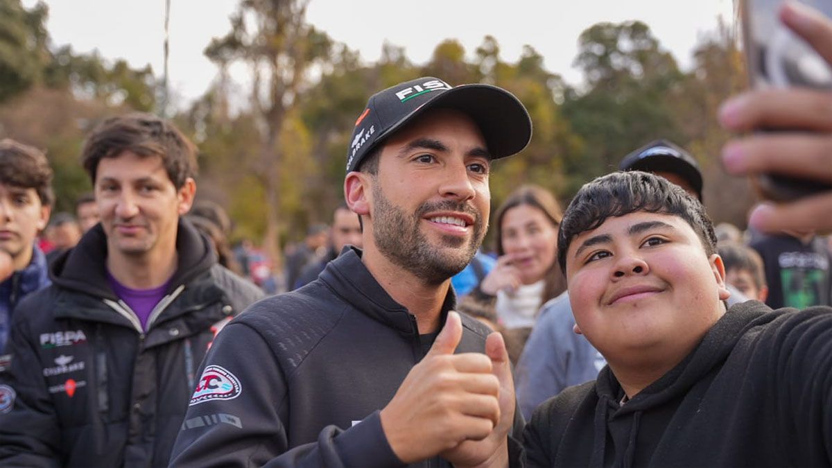 Julián Santero convocó a muchos mendocinos al Parque General San Martín.