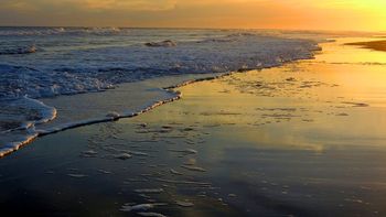 El pueblo de 60 habitantes para unas vacaciones donde el mar se mezcla con el cielo El pueblo de 60 habitantes para unas vacaciones donde el mar se mezcla con el cielo