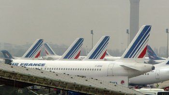 No hallaron amenazas en aviones desviados de su ruta a París