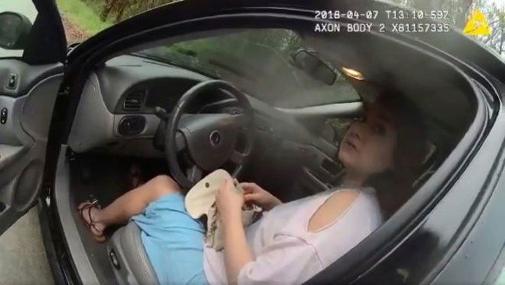 Decidieron arrestar a una mujer tras apostar cara o ceca