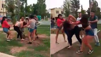Video: cinco mujeres se pelearon violentamente a la salida de una fiesta