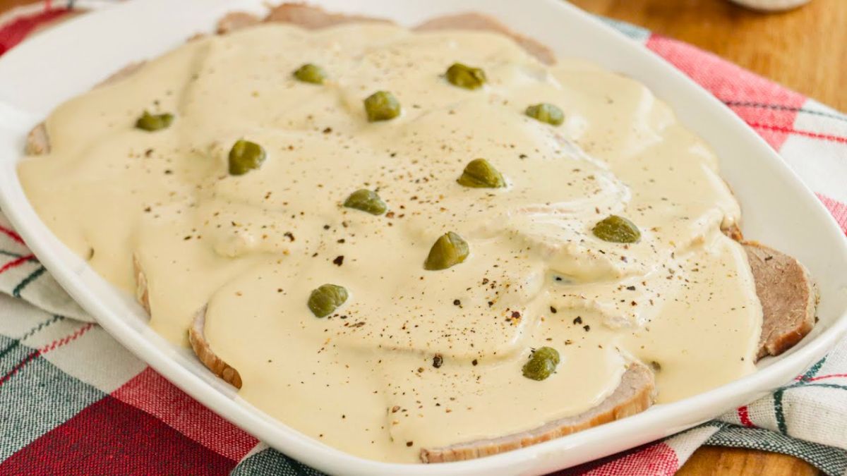 Cómo preparar la Salsa vitel toné: la receta cremosa con anchoas, atún y alcaparras que realza el peceto