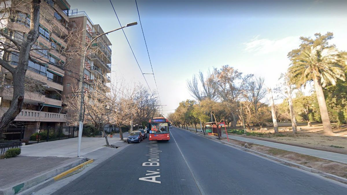 Ladrones con armas y handys asaltaron a un matrimonio en la Quinta Sección