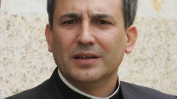 El Vaticano ordenó la detención de un prelado español por la filtración de documentos