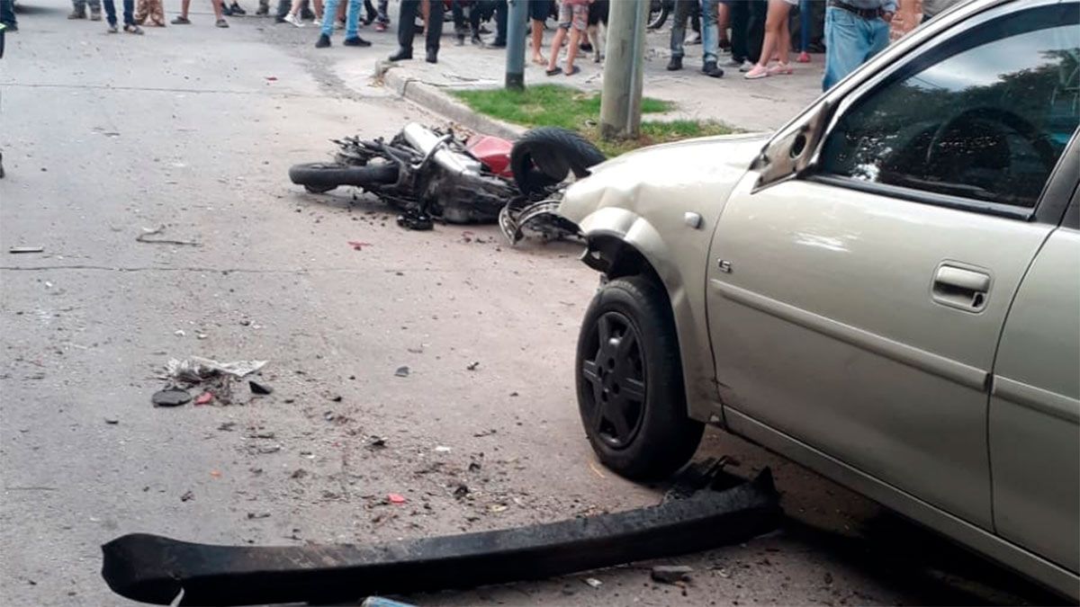 El joven fue detenido y quedó a disposición de la Justicia. (Fotos gentileza&nbsp;@nachocadario).