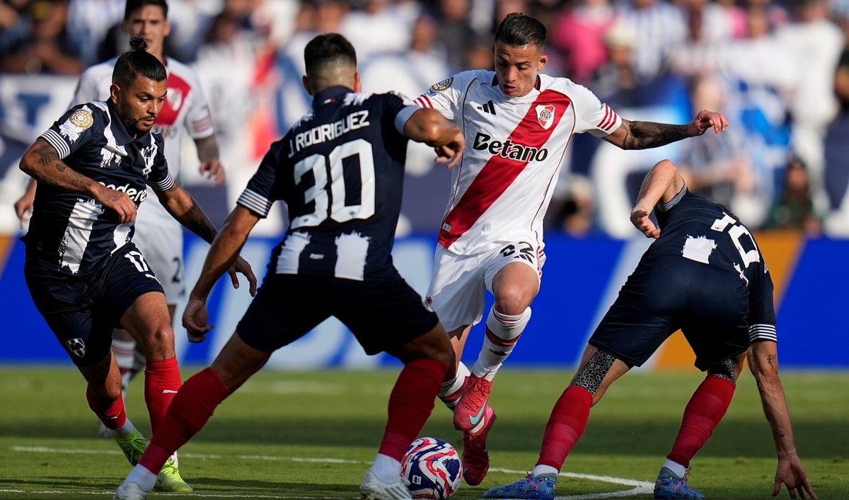 River igualó sin goles ante Monterrey