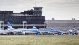 Aerolíneas suspendió a 7.500 trabajadores por la falta de vuelos durante pandemia