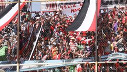 La imponente fiesta que vivieron los hinchas del Deportivo Maipú en calle Vergara